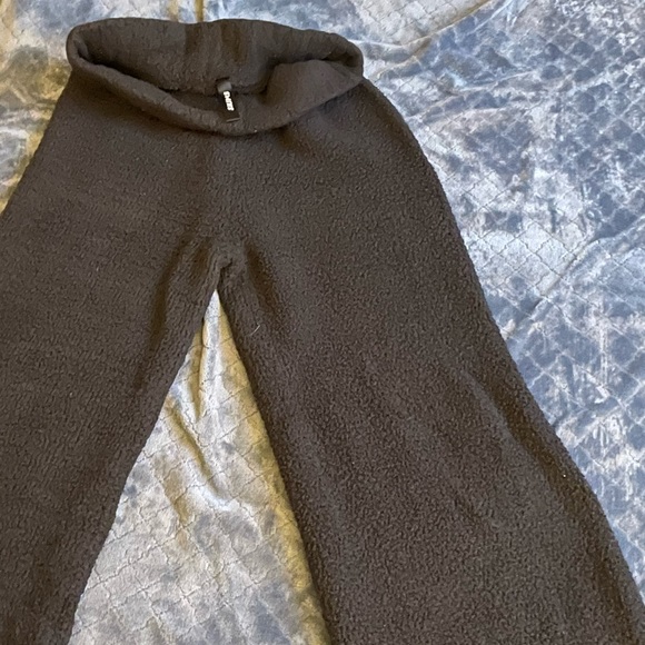 SKIMS Other - Kim Kardashian Cozy Collection